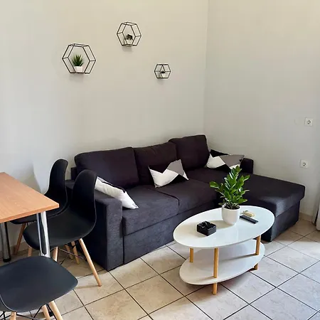 דירות העיירה רתימנו Quaint Coastal Lofts מראה חיצוני תמונה