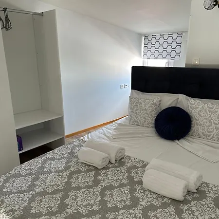 דירות העיירה רתימנו Quaint Coastal Lofts מראה חיצוני תמונה
