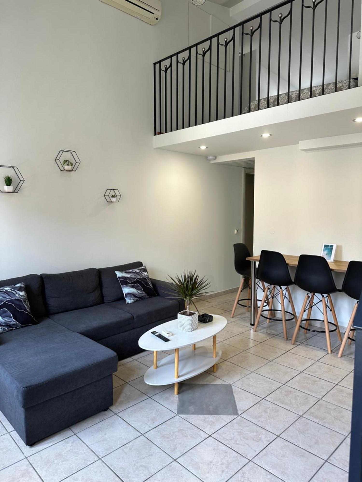 Quaint Coastal Lofts Apartment Rethymno (Crete)