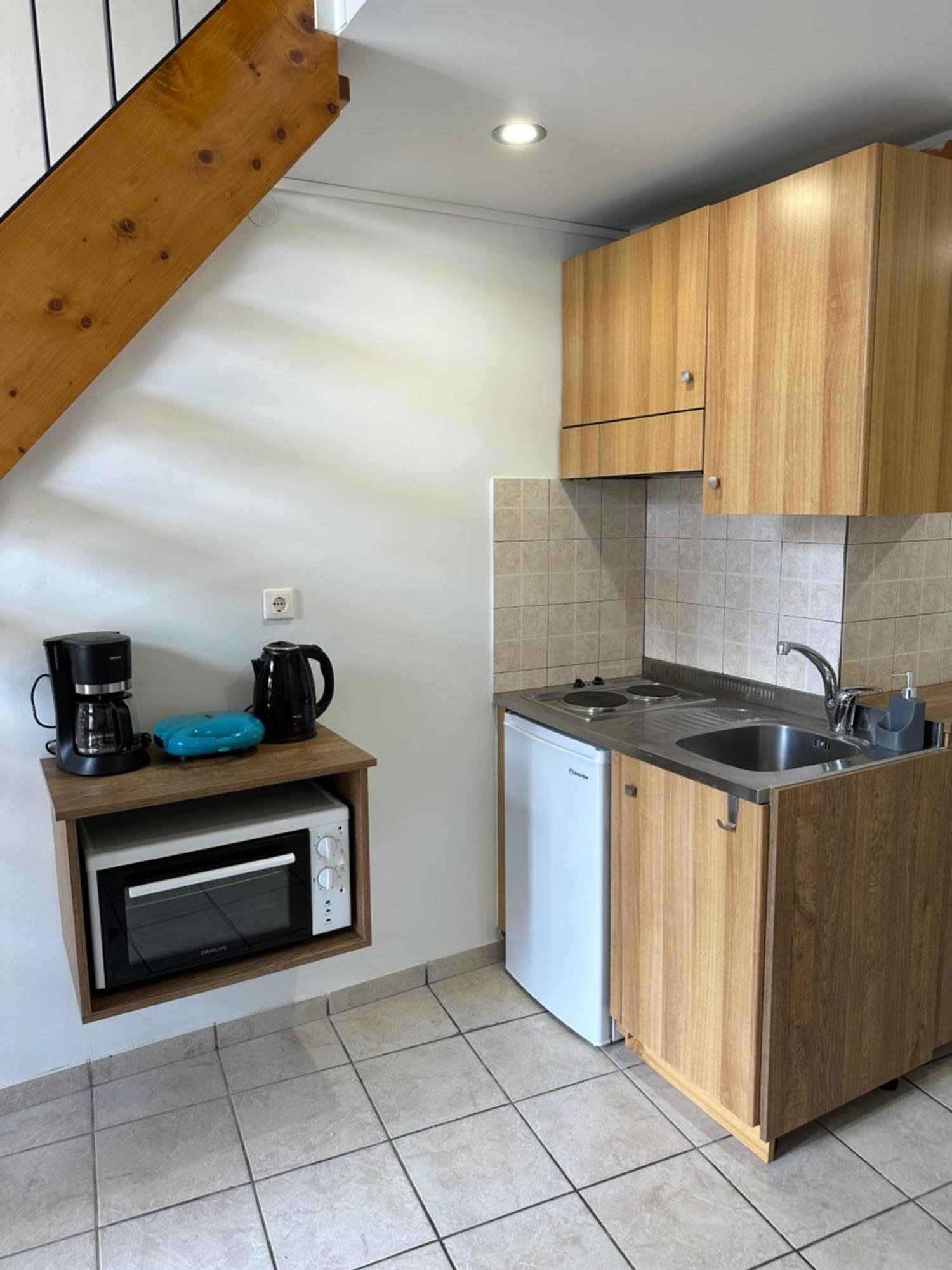 Quaint Coastal Lofts Rethymno (Crete)
